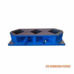 Cetakan Kubus Beton atau Concrete Three Gang Mold